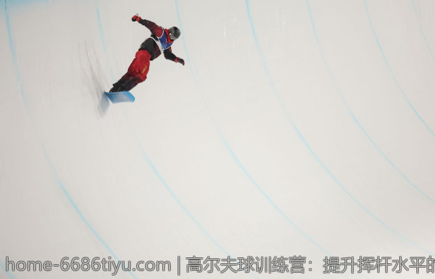 高尔夫球训练营：提升挥杆水平的方法
